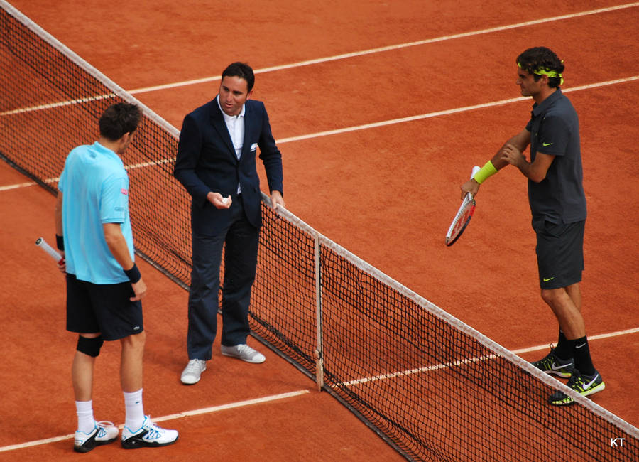 Nicolas Mahut And Opponent Wallpaper