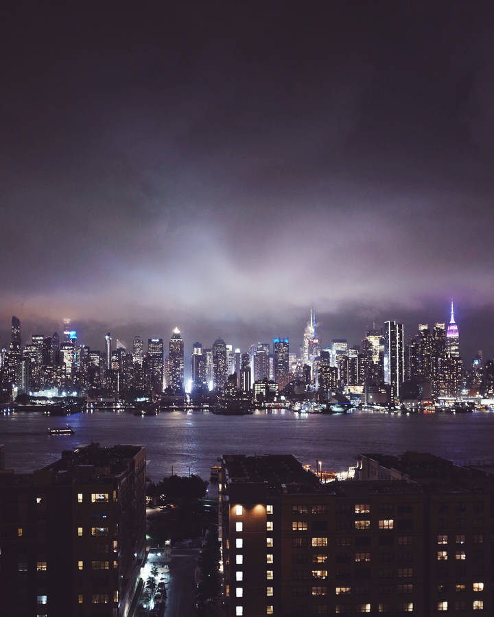 Nyc Skyline Before A Storm Wallpaper