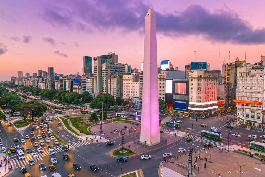 Obelisco De Buenos Aires At Dusk Wallpaper