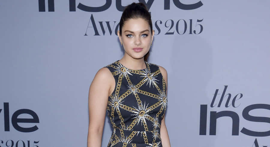 Odeya Rush Attending An Awards Show Wallpaper