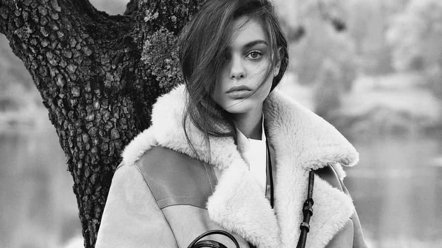 Odeya Rush Poses In A Stunning White Dress Wallpaper