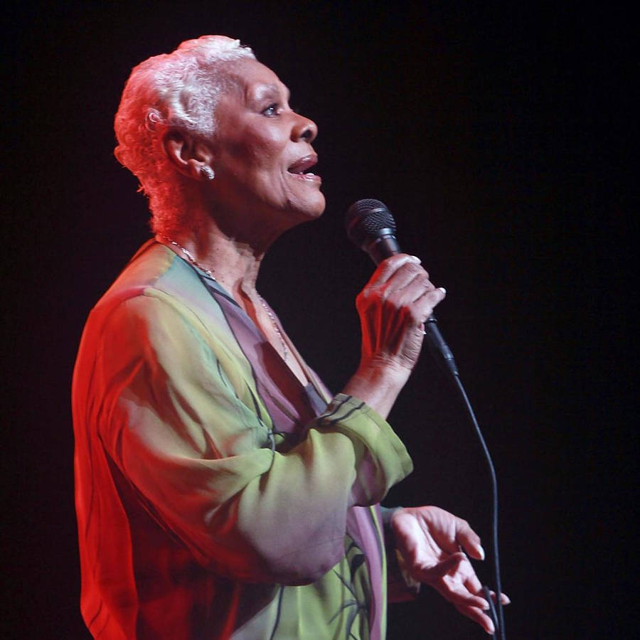 Old Age Dionne Warwick Singing Wallpaper