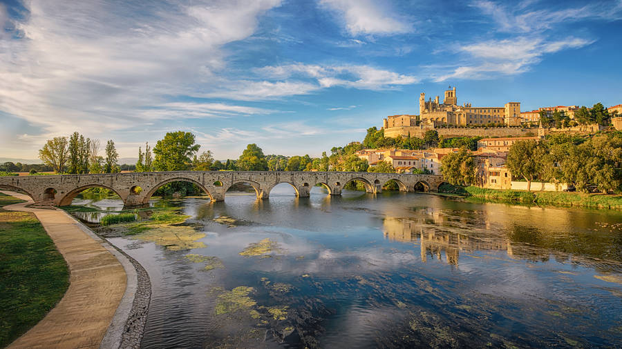 Old Bridge Beziers France Wallpaper