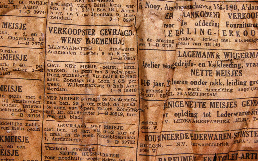 Old Paper With Written News Wallpaper