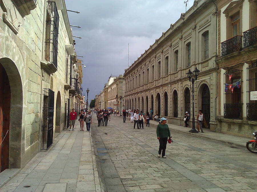 Old Streets In Oaxaca Wallpaper