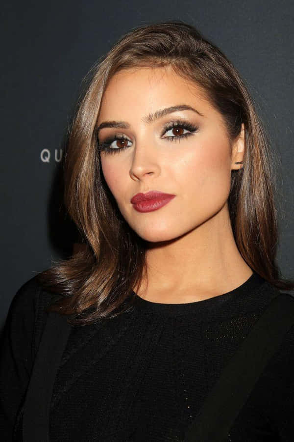 Olivia Culpo Stunning In All White Wallpaper