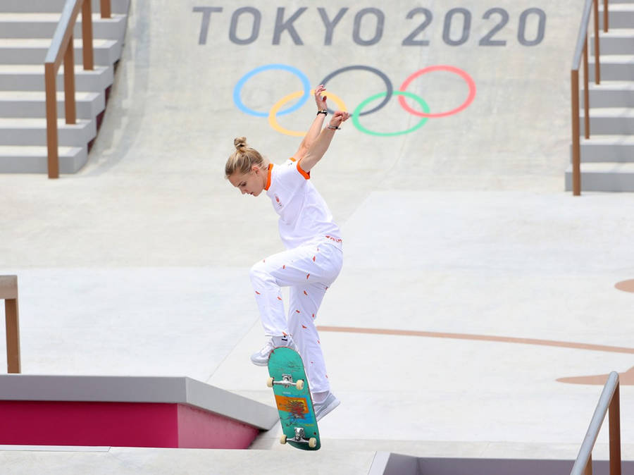 Olympic Sports Tokyo 2020 Skateboarding Wallpaper