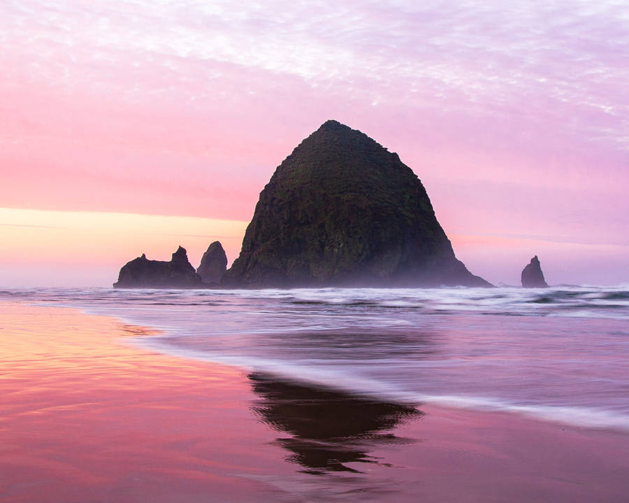 Oregon Haystack Rock Wallpaper