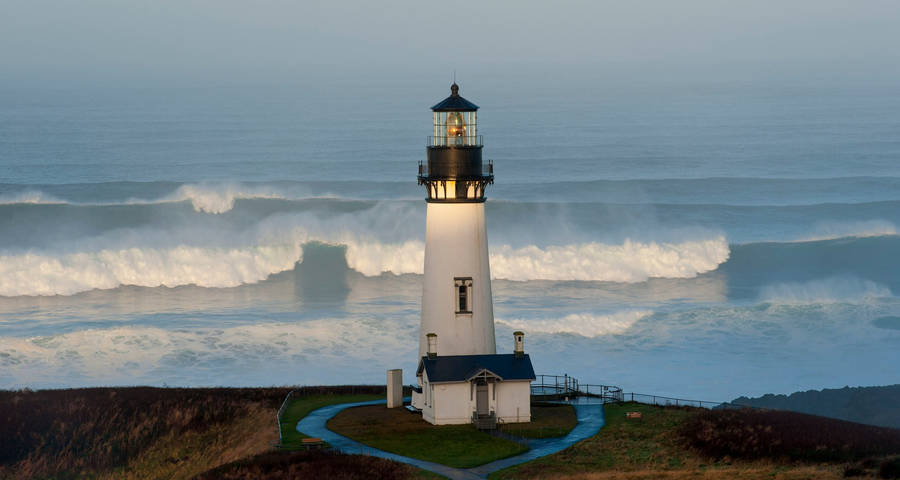 Oregon Yaquina Head Lighthouse Wallpaper