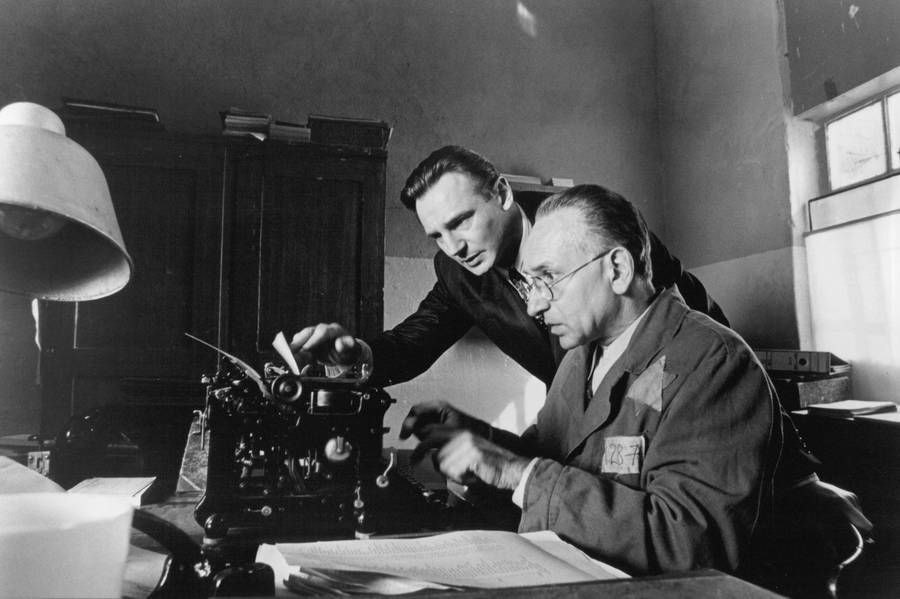 Oskar Schindler And Itzhak Stern From The Movie Schindler's List Wallpaper