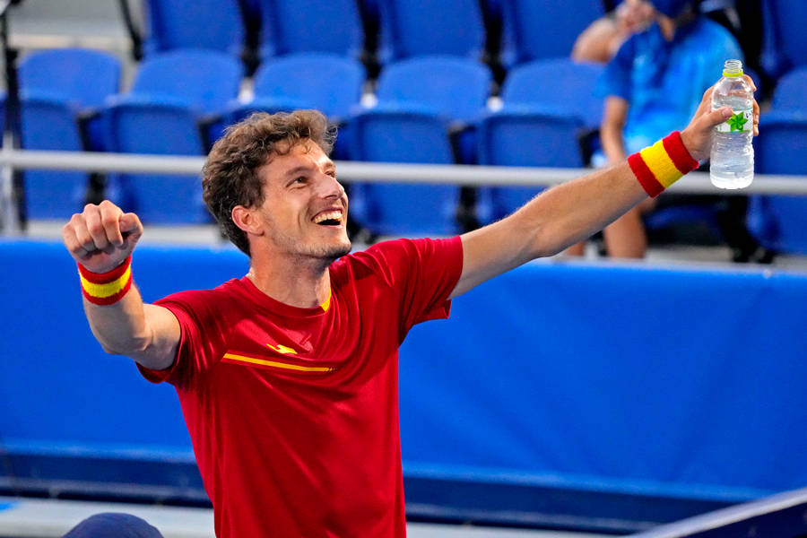 Pablo Carreno Busta Gracing The Audience Wallpaper