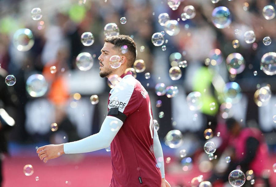 Pablo Fornals Bubbles Wallpaper