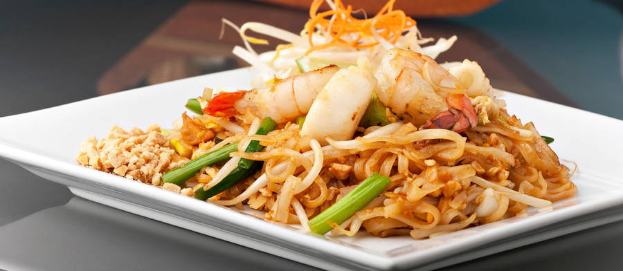 Pad Thai On A Square Platter Wallpaper