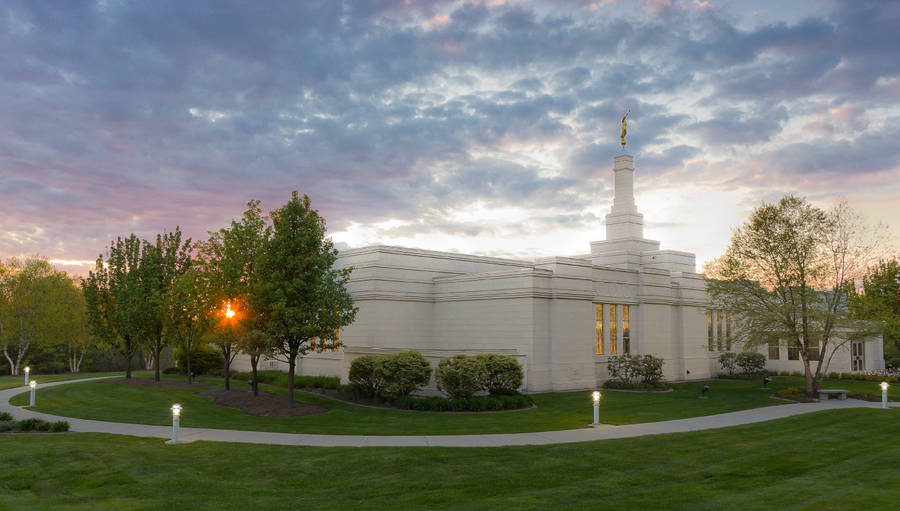 Palmyra New York Temple Wallpaper