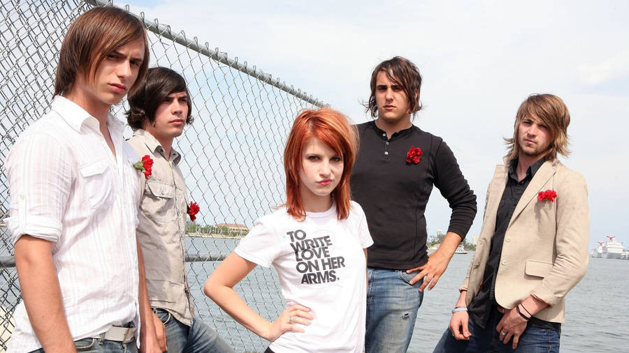 Paramore With Hunter Lamb Wallpaper