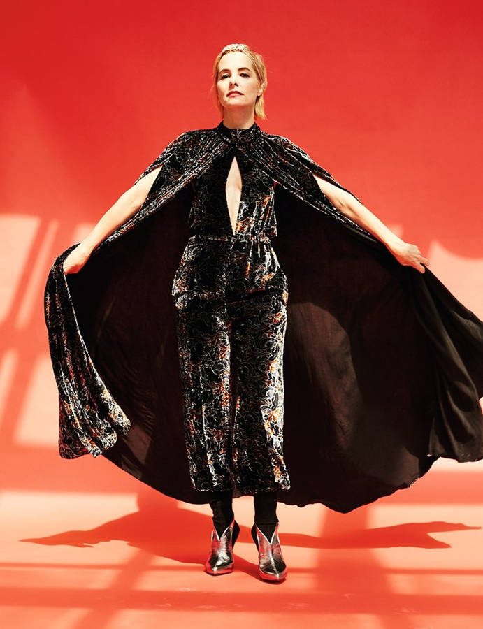 Parker Posey Wearing A Cape Wallpaper