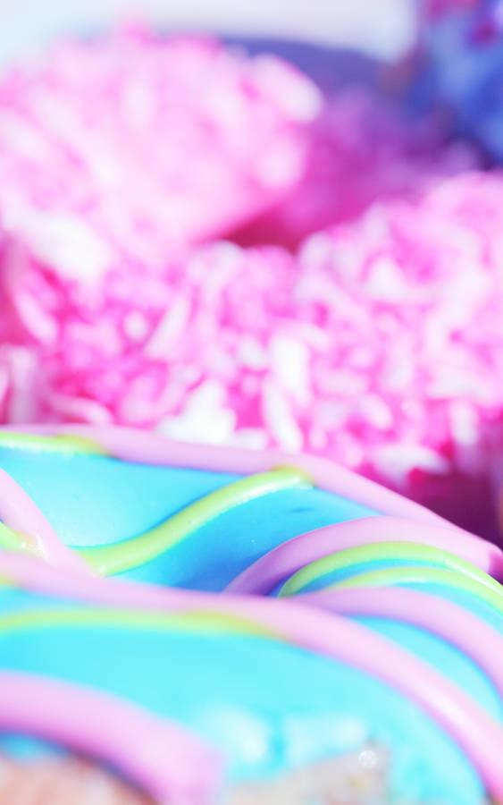 Pastel Phone Donuts Close Up Wallpaper