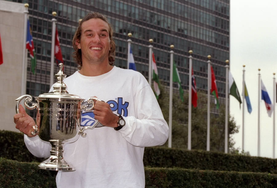 Patrick Rafter Holding Trophy Wallpaper