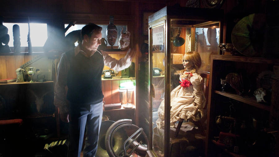 Patrick Wilson And Annabelle Doll Wallpaper