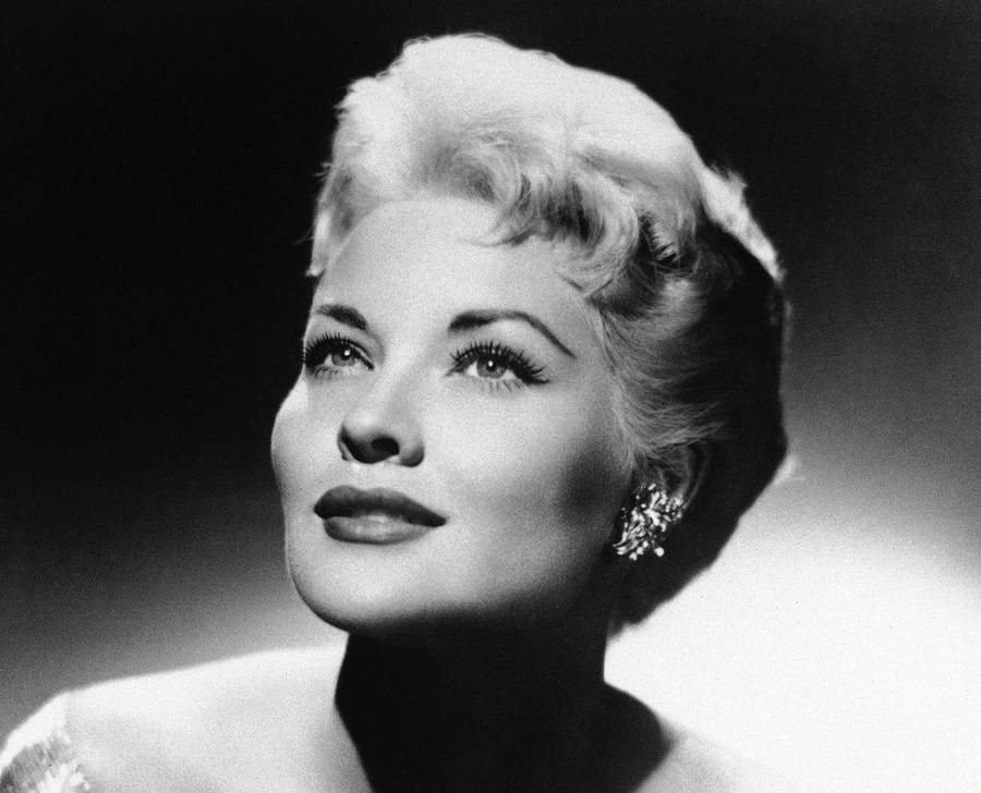 Patti Page: The Voice Of 1950s America Wallpaper