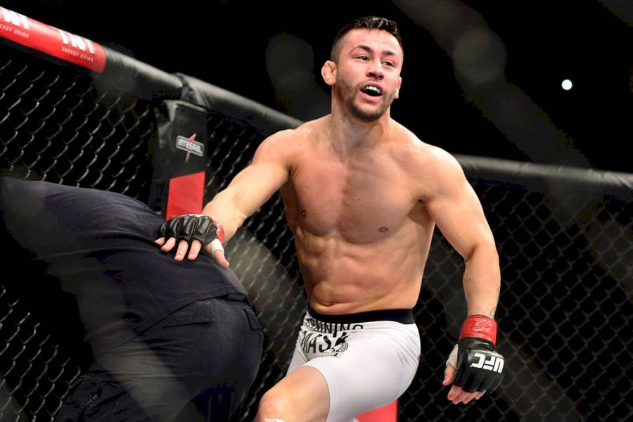 Pedro Munhoz White Shorts Wallpaper