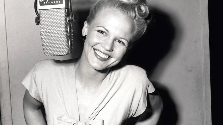 Peggy Lee Capitol Record Studios 1946 Wallpaper