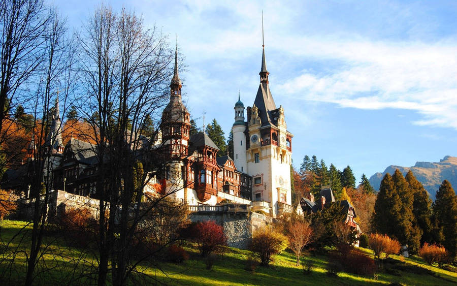 Peleș Castle In Romania Europe Wallpaper