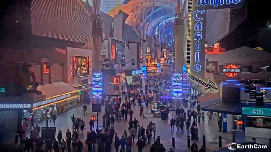 People In Fremont Street Wallpaper