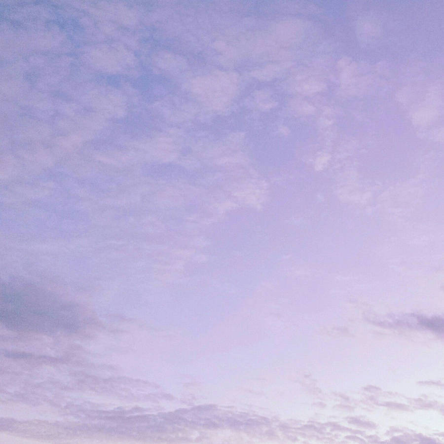 Periwinkle Aesthetic Cirrus Clouds Wallpaper