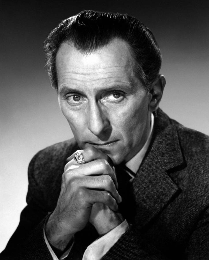 Peter Cushing Van Helsing Portrait Wallpaper