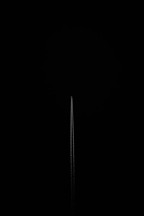 Plain Black Iphone Syringe Needle Wallpaper