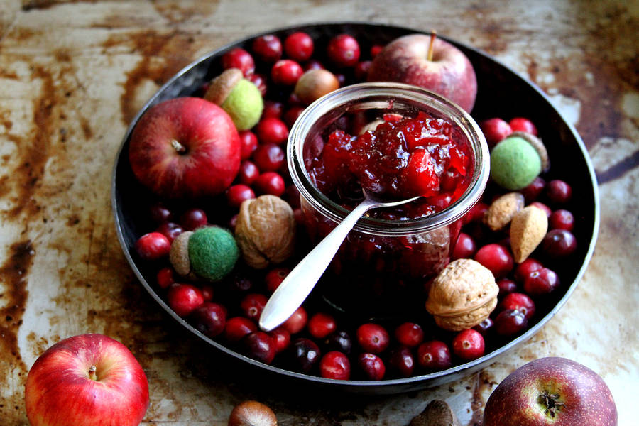 Plum Pear And Cranberry Wallpaper