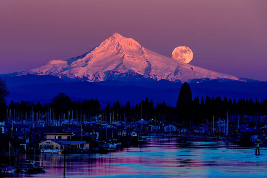 Portland Mount Hood Moon Wallpaper