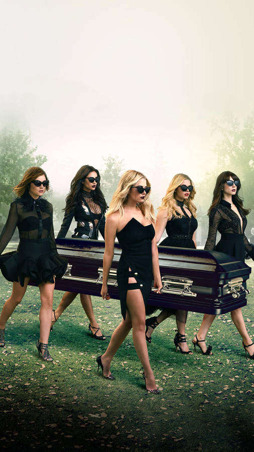 Pretty Little Liars Carrying A Casket Wallpaper