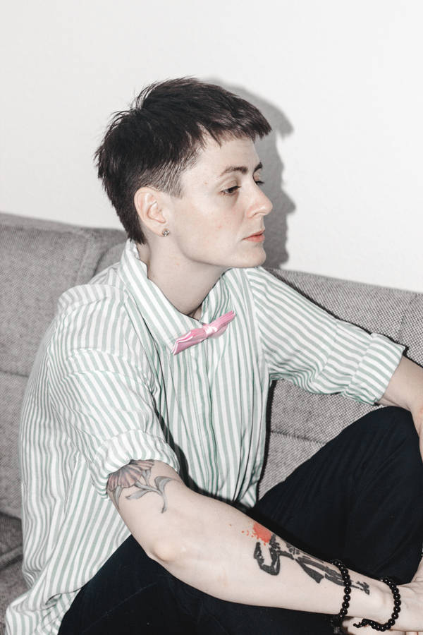 Pretty Tattooed Tomboy Wallpaper