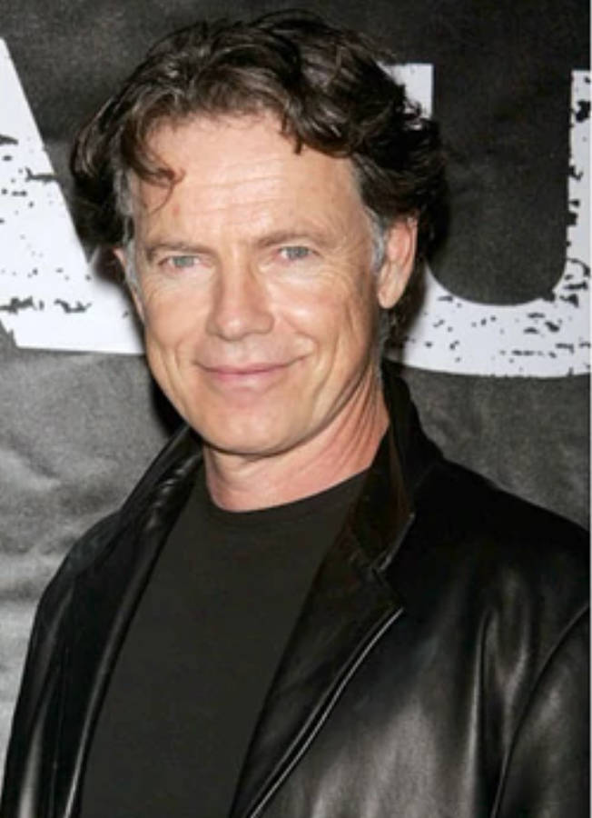 Prime Male Actor Bruce Greenwood Wallpaper