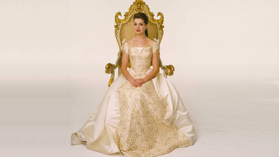 Princess Mia Coronation Dress Wallpaper