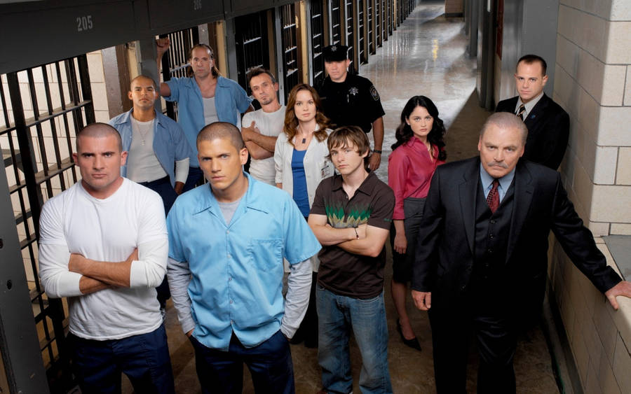 Prison Break Characters In Prison Wallpaper