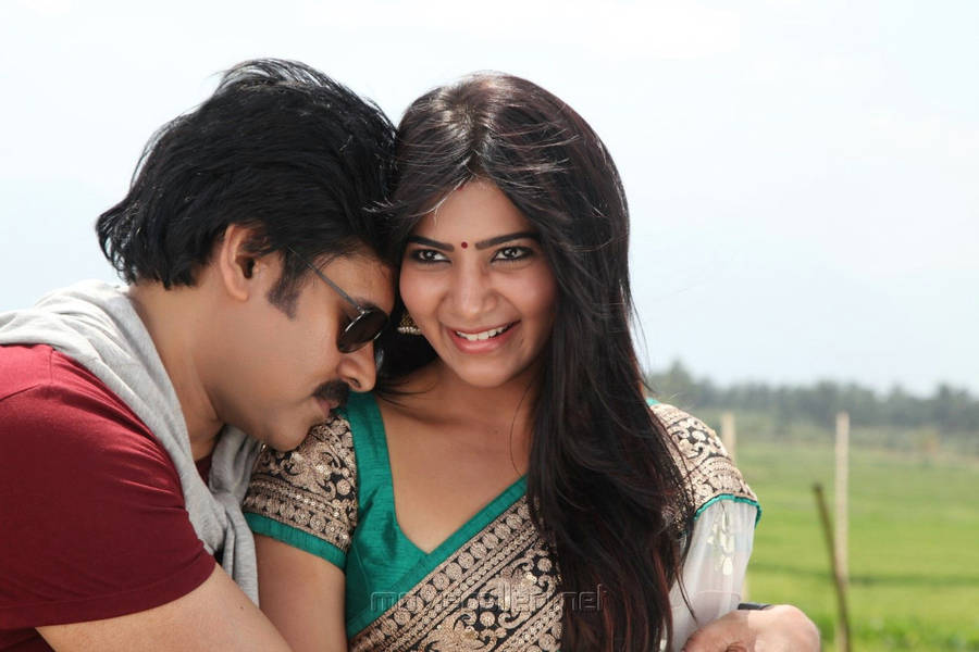 Pspk Hugging Samantha Ruth Prabhu Wallpaper