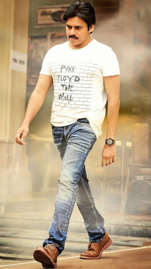 Pspk Walking In White Pink Floyd Shirt Wallpaper