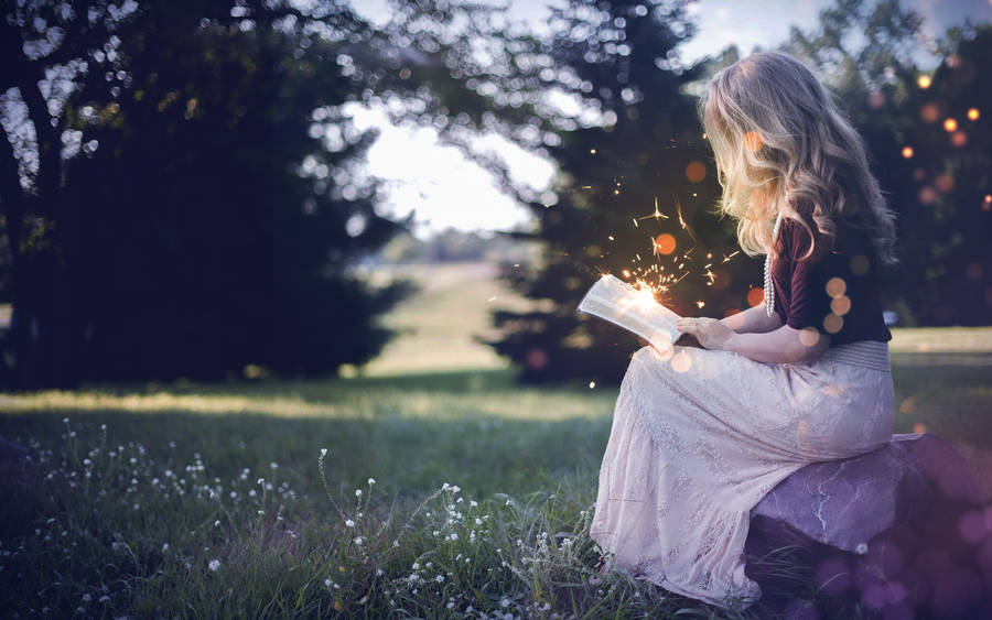 Reading Girl In Field Focus Photography Wallpaper