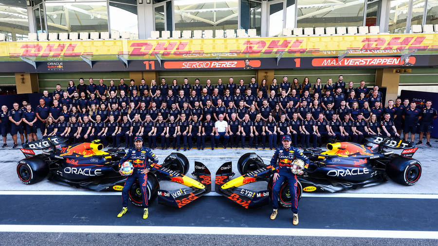 Red Bull Racing Crew Driver Cars Wallpaper