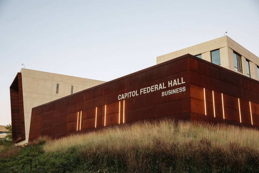 Red Capitol Federal Hall University Of Kansas Wallpaper