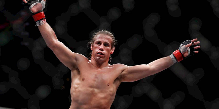 Red-faced Urijah Faber Wallpaper