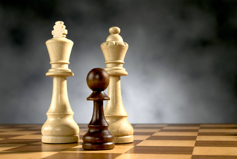 Regal Chess Pieces Wallpaper