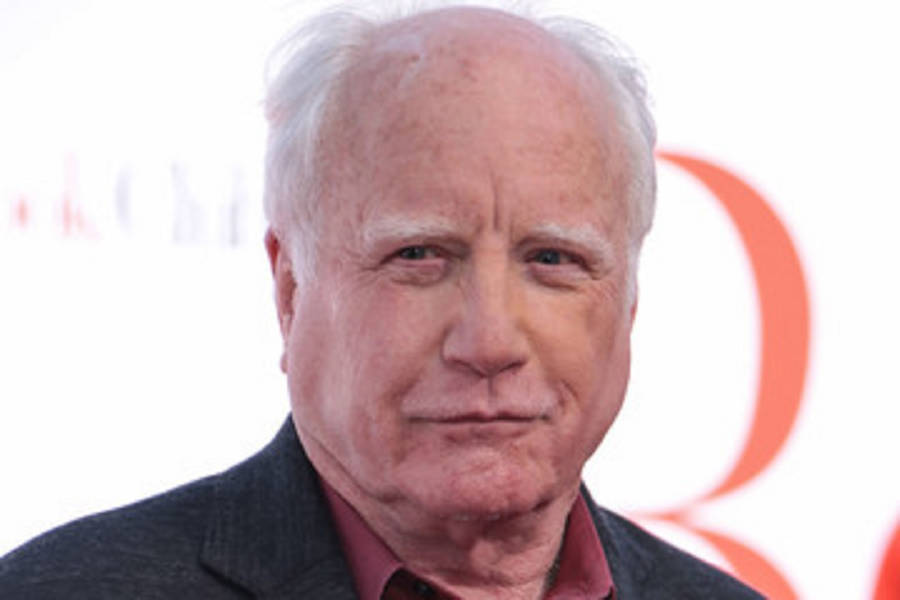 Richard Dreyfuss Attending Wallpaper