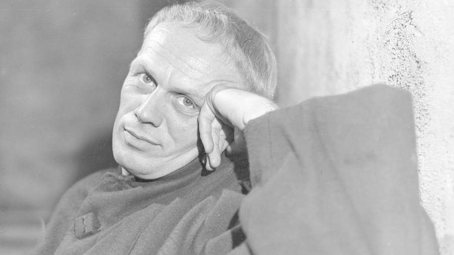 Richard Widmark American Film Actor Wallpaper