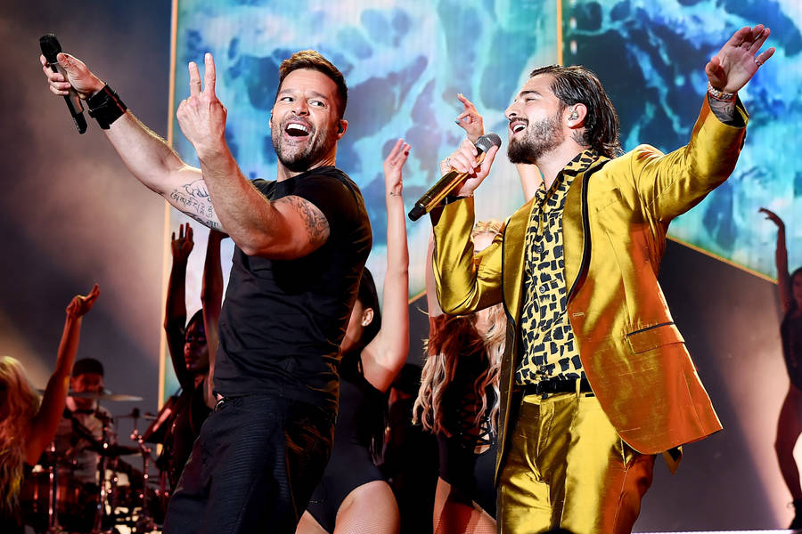 Ricky Martin Duet Wallpaper