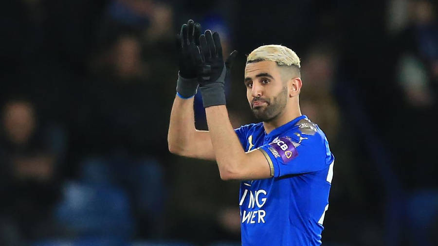 Riyad Mahrez With Black Gloves Applauding Wallpaper