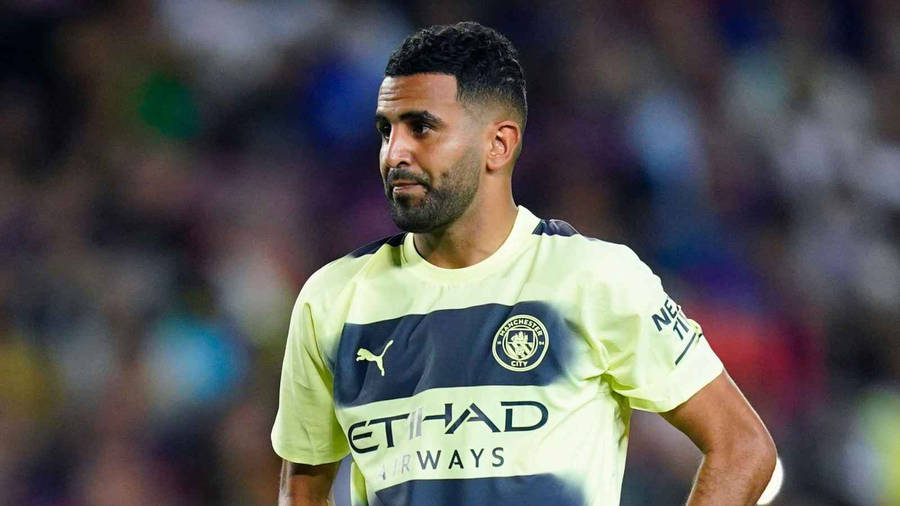 Riyad Mahrez Yellow Manchester Jersey Wallpaper